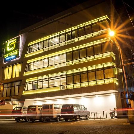 GT Hotel Iloilo Esterno foto