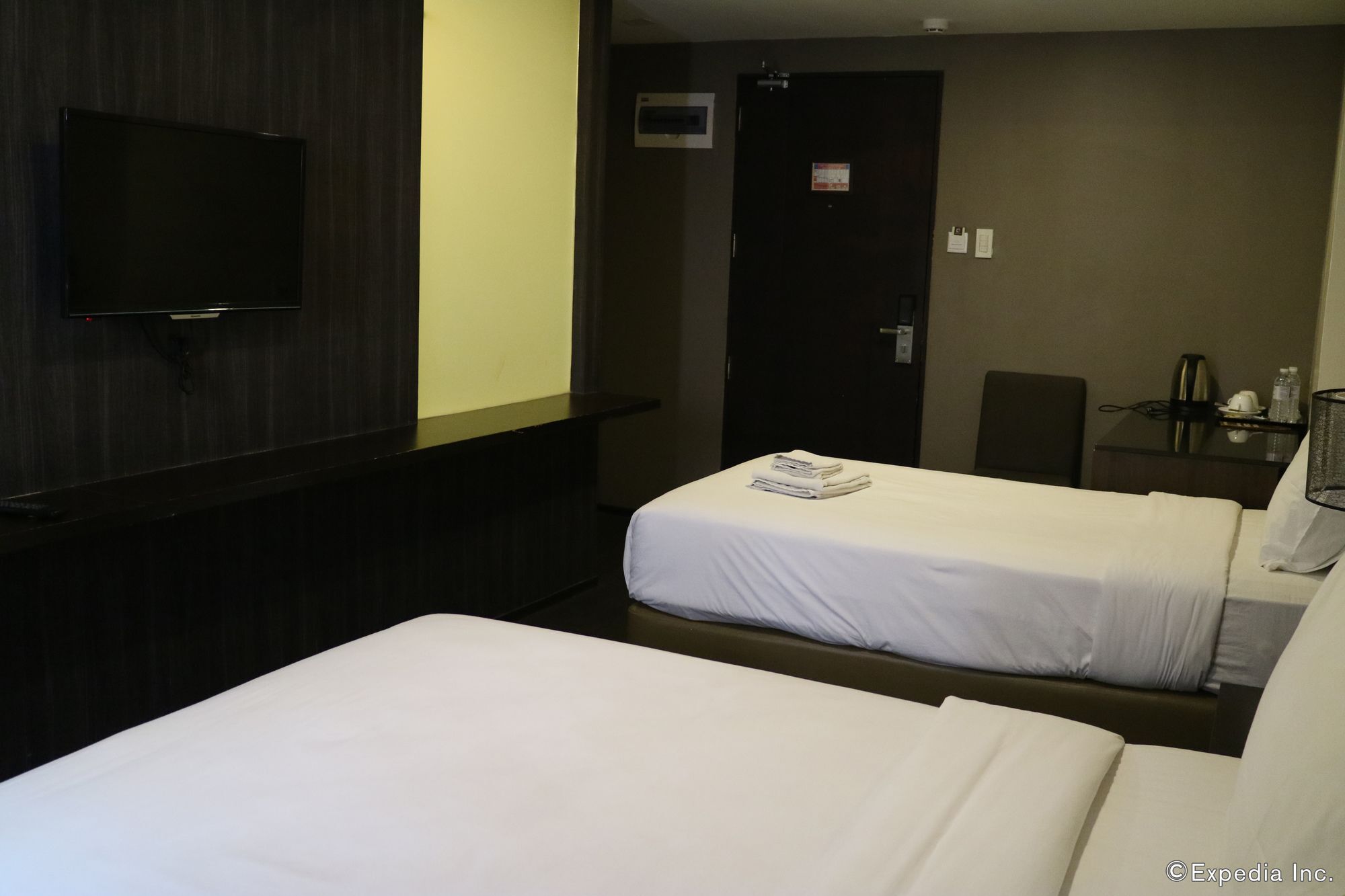 GT Hotel Iloilo Esterno foto