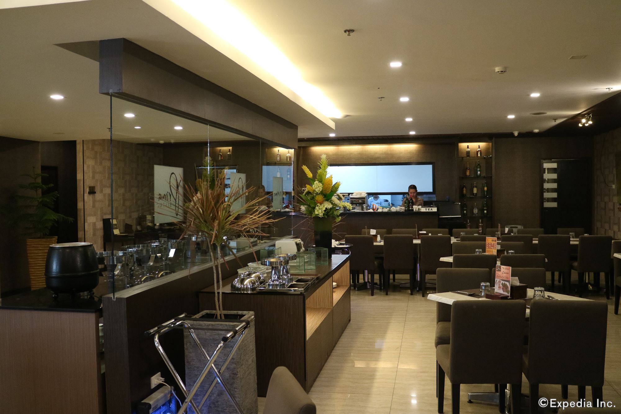 GT Hotel Iloilo Esterno foto