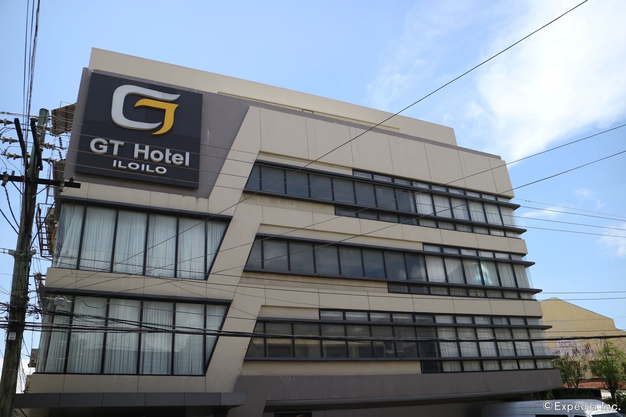 GT Hotel Iloilo Esterno foto